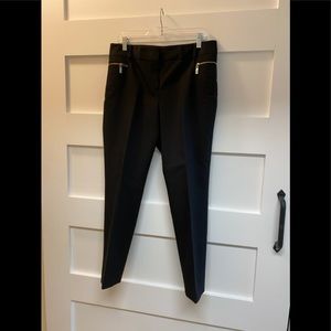 Chaus New York Gold Zipper Black Slacks size 8